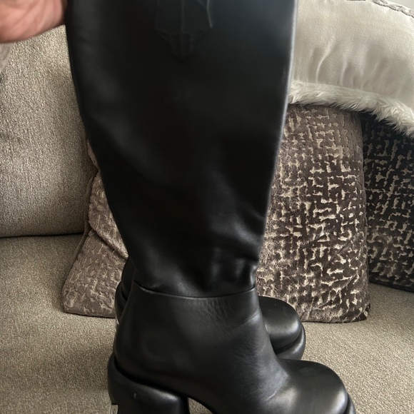 Naked Wolfe boots - Picture 3 of 3